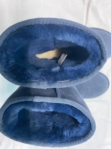 UGG ｱｸﾞネイビー 23㎝ 未使用 ムートンブーツ 【公式通販】