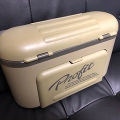 【中古】飲み物専用？　クーラーボックスの画像