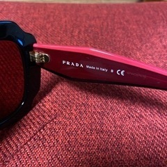 【新品】PRADA プラダ　サングラス　イタリア製の画像