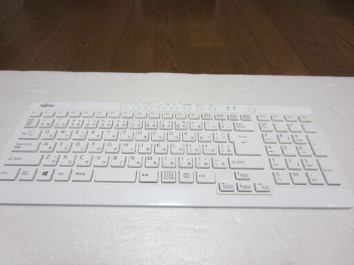 21.5型FHD液晶搭載一体型PC　富士通FMV-ESPRIMO FH53/Sを売ります。