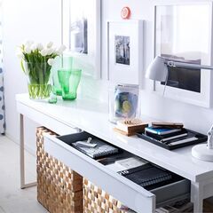 【11日まで限定あげます】IKEA BEST BURS ベストー ブルシュ デスク PCデスク ホワイトの画像