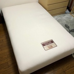 【決定しました】脚付きマットレスベッド　ニトリ