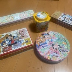ディズニーリゾート・スーベニア缶　5個　かなり美品です