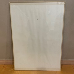 無料　大きな額　４つ　中の絵は含まれません