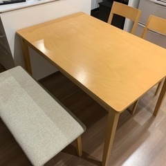 ニトリ　ダイニングテーブルセットの画像