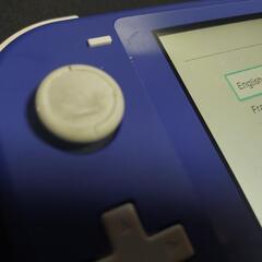 任天堂Switchライト パープルの画像