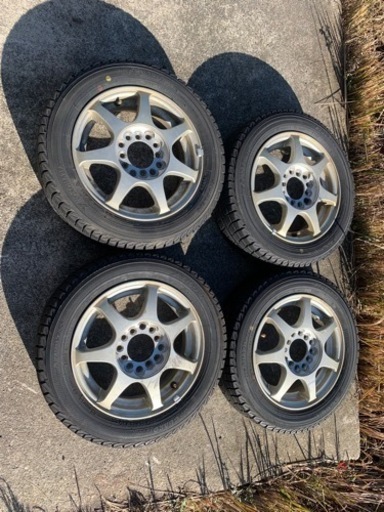 極上　バリ溝　ほぼ新品タイヤ　スタッドレス　マルチ穴アルミホイール　13インチ　軽自動車用