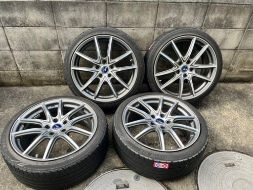 18インチ　8.0J アルミホイール　PCD114.3 5穴　+42 レオニス