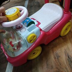 ハローキティ　乗用玩具