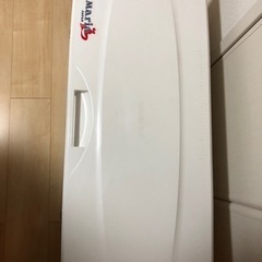 シマノ(SHIMANO) クーラーボックス 大型 スペーザ ホエール ライト キャスター付 600LC-060I の画像