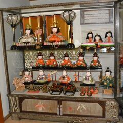 木目込みひな人形ケース付きの画像