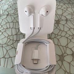 iPhoneイヤホンの画像