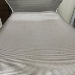 ニトリ　肘付きワークチェア　ホワイト　オフィスチェアの画像