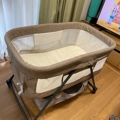 UBRAVOOベビーベッド