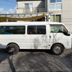 ボンゴブローニー　9人乗り　5速MT　ディーゼル　低床の画像