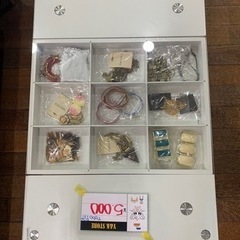安い！白の机！