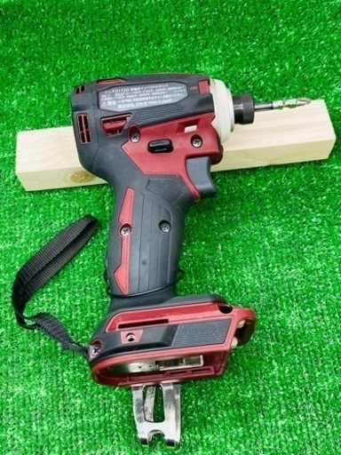 中古品● マキタ　コードレスインパクトドライバー　TD172DZAR