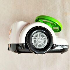 Combi英語でナビゲートパトカーの画像