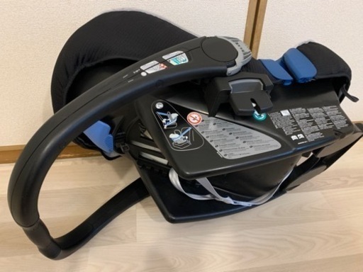 純正メルセデス・ベンツ ベビーチャイルドシート