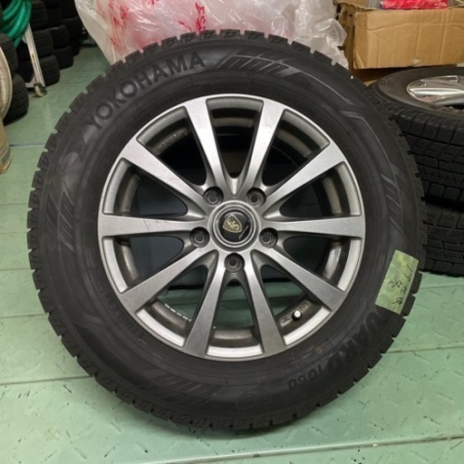 スタッドレスタイヤ、ホイールセット