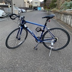 GIANT ロードバイク　の画像