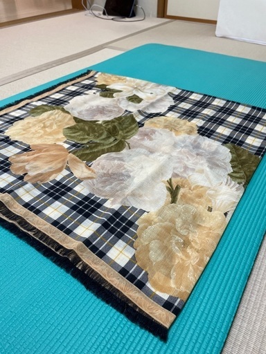 グッチシルクウールショール