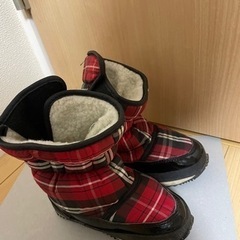 スノーブーツ　17センチ　