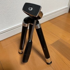 カメラ　三脚の画像