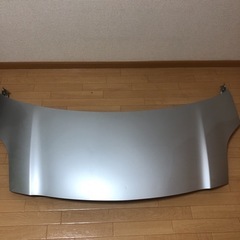 トヨタヴィッツKPS90 ボンネット(シルバー)の画像