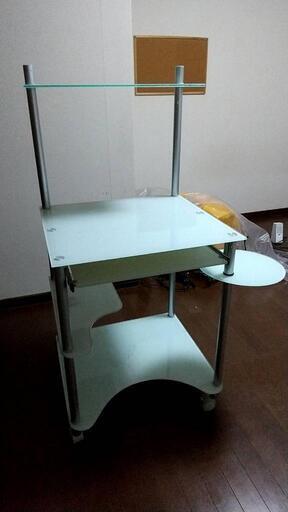 ［新品同様］耐久ガラス パソコンデスク