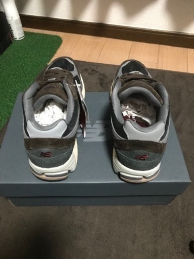 ニューバランス2002r