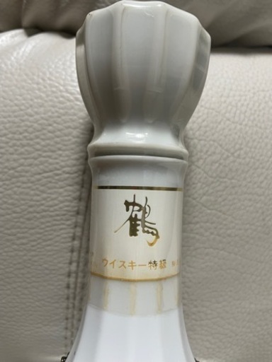 ♡ニッカウヰスキー特級✨鶴✨白陶器ボトル43度♡760㎖