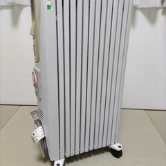 デロンギ　オイルヒーター　061221TEC