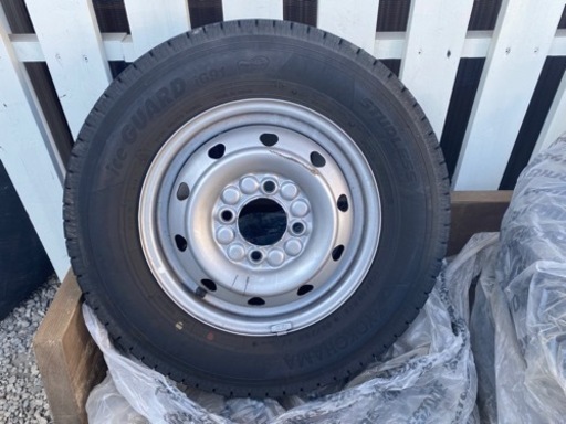 スタッドレスタイヤ 145/80R12 86/84N ヨコハマ アイスガード iG91 