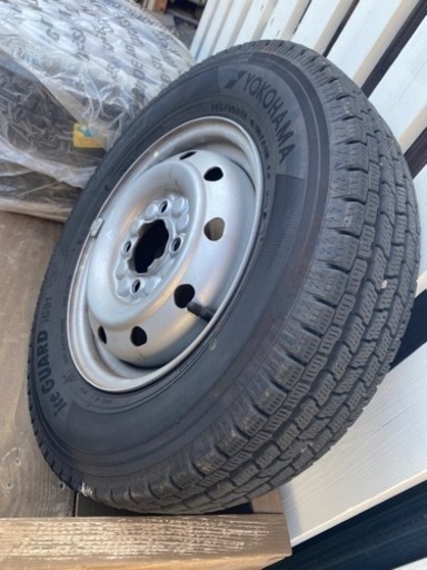 スタッドレスタイヤ 145/80R12 86/84N ヨコハマ アイスガード iG91 
