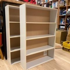 コミックス棚2つ