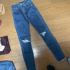 ハイウエストダメージデニム　XS リエディ