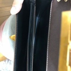 スタッズ　茶色　バッグの画像
