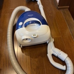 掃除機　東芝製　紙パック式　紙パック付き