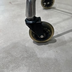 ステンレス スツール (キャスター付き 椅子) 48~62cm [ エステスツール 丸椅子 キャスター スツール 診察椅子 回転椅子 カットチェア ネイルスツール ワーキング ワーク 丸 イス チェア チェアー 昇降式 サロン 美容室 施術 高さ調節 ]の画像