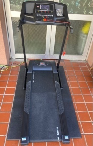【値下げしました！】美品　ランニングマシン　ルームランナー　マット付　1902
