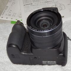 ❤️付属品あり★動作品★超望遠720mm★200倍ズーム❤️FinePix★S4500★黒色の画像