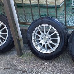 ホイール付きスタッドレスタイヤ４本セット　165/70R14