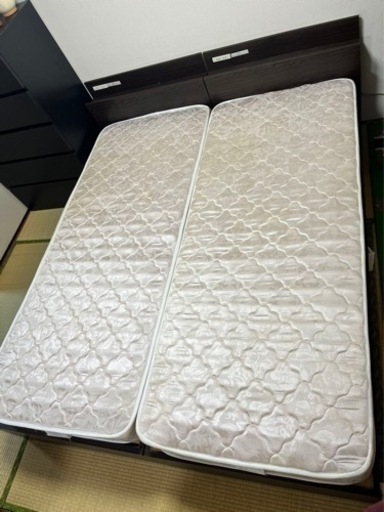 シングルサイズのベットフレーム&マットレス✕2 台