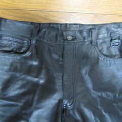 【美品】本革レザーパンツ 本牛革の画像