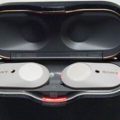 週末値下げ　SONY　WF-1000XM3　ワイヤレスヘッドホン　プラチナシルバーの画像
