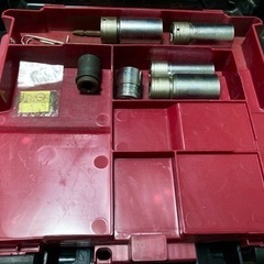 マキタ　インパクトレンチ　TW004GRDX   40Vバッテリーの画像