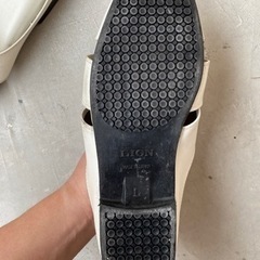 スリッパ　LIONの画像