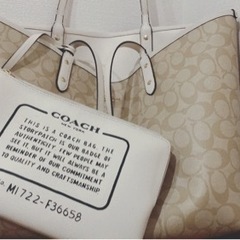 COACH トートバッグ リバーシブルの画像