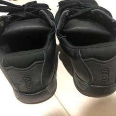 gravis スニーカー 22.5cmの画像